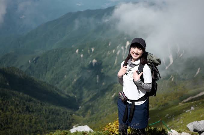 登山をする川田裕美さん